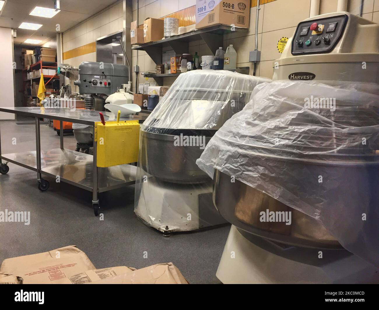 Large industrial kitchen mixer hires stock photography and images Alamy