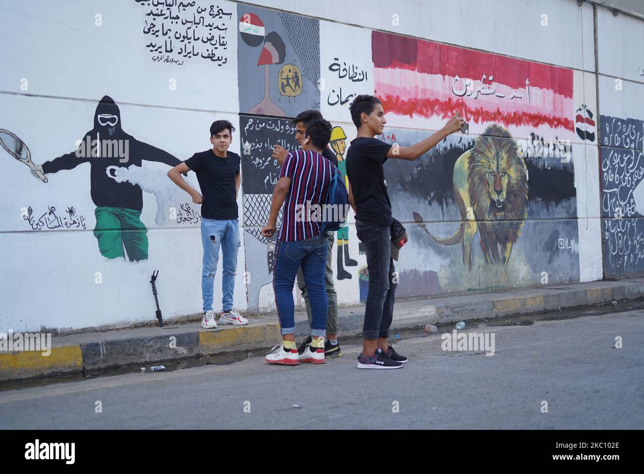 iraqis-attended-the-demonstrations-square-tahrir-square-which-is
