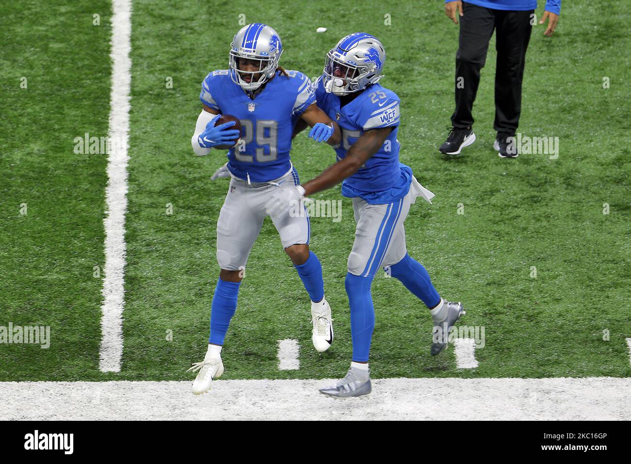 DETROIT, MI - NOVEMBER 24: Detroit Lions Safety (25) Will Harris before the  game between Buffalo Bills and Detroit Lions on November 24, 2022 in  Detroit, MI (Photo by Allan Dranberg/CSM Stock Photo - Alamy