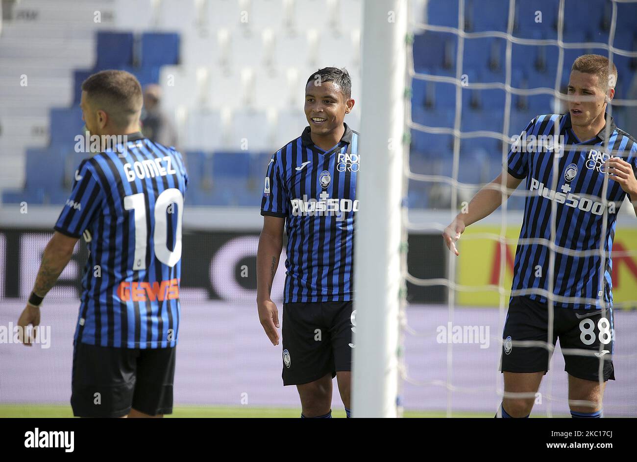 Luis Muriel of Atalanta BC, Alejandro Gomez of Atalanta BC and Mario Pasalic of Atalanta BC reacts to a missed chance during the Serie A match between Atalanta BC and Cagliari Calcio at Gewiss Stadium on October 4, 2020 in Bergamo, Italy. (Photo by Giuseppe Cottini/NurPhoto) Stock Photo