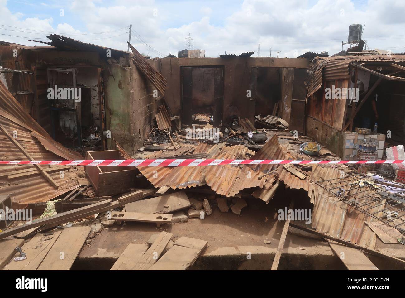 Best roof cooking gas station hires stock photography and images Alamy
