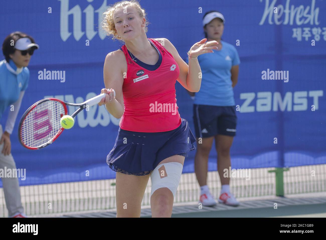 Katerina Siniakova of CZE and Irina Falconi of USA match play during the WTA Korea Open single first round in Seoul, South Korea on September 22, 2015. (Photo by Seung-il Ryu/NurPhoto) Stock Photo