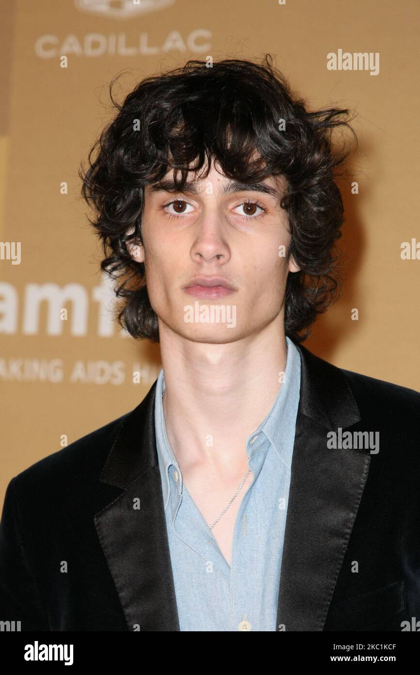 sombr attends the 2022 amfAR Gala Los Angeles at Pacific Design Center