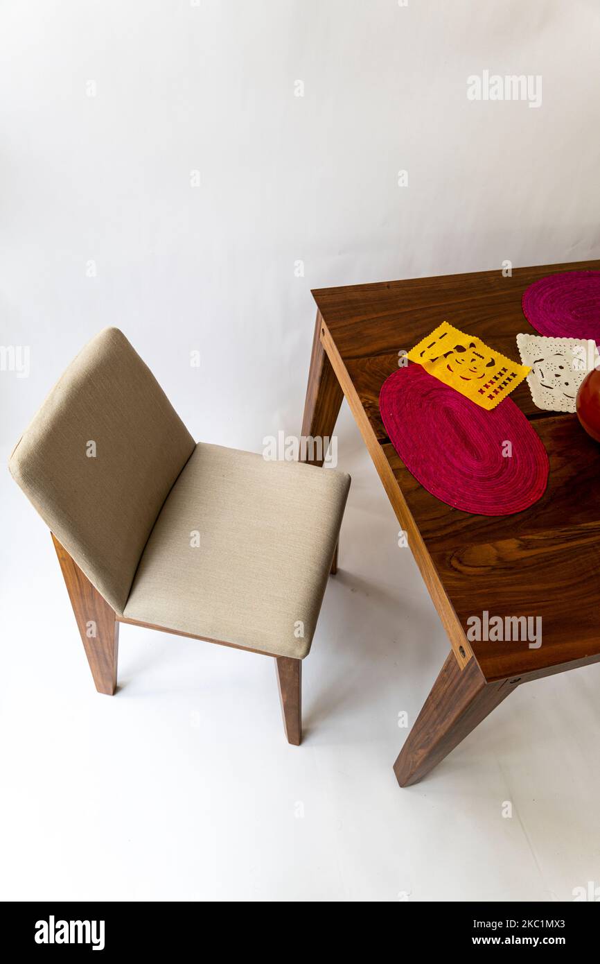 detail chair, solid wood and textile furniture, chair design, mexico