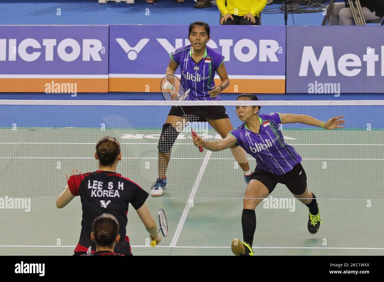 South Korea's Chang Ye Na and her teammate Lee So Hee play match during their women's double final match against Indonesia's Nitya Krishinda Maheswari and Greysia Polii at the Victor Korea Open Badminton final in Seoul, South Korea. Indonesia's Nitya and Greysia won the match score 2-0. (Photo by Seung-il Ryu/NurPhoto) Stock Photo