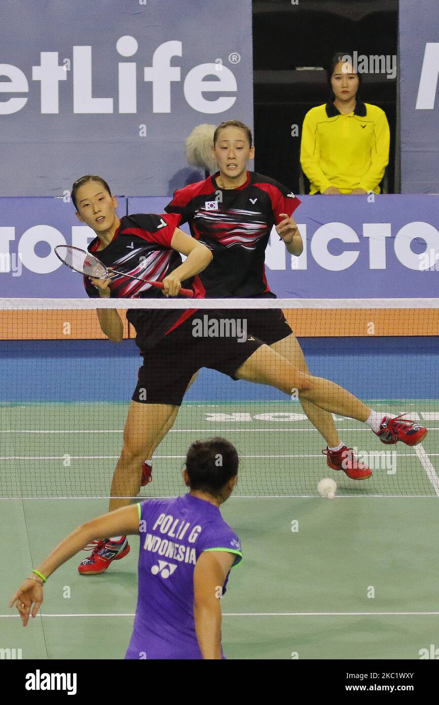 South Korea's Chang Ye Na and her teammate Lee So Hee play match during their women's double final match against Indonesia's Nitya Krishinda Maheswari and Greysia Polii at the Victor Korea Open Badminton final in Seoul, South Korea. Indonesia's Nitya and Greysia won the match score 2-0. (Photo by Seung-il Ryu/NurPhoto) Stock Photo