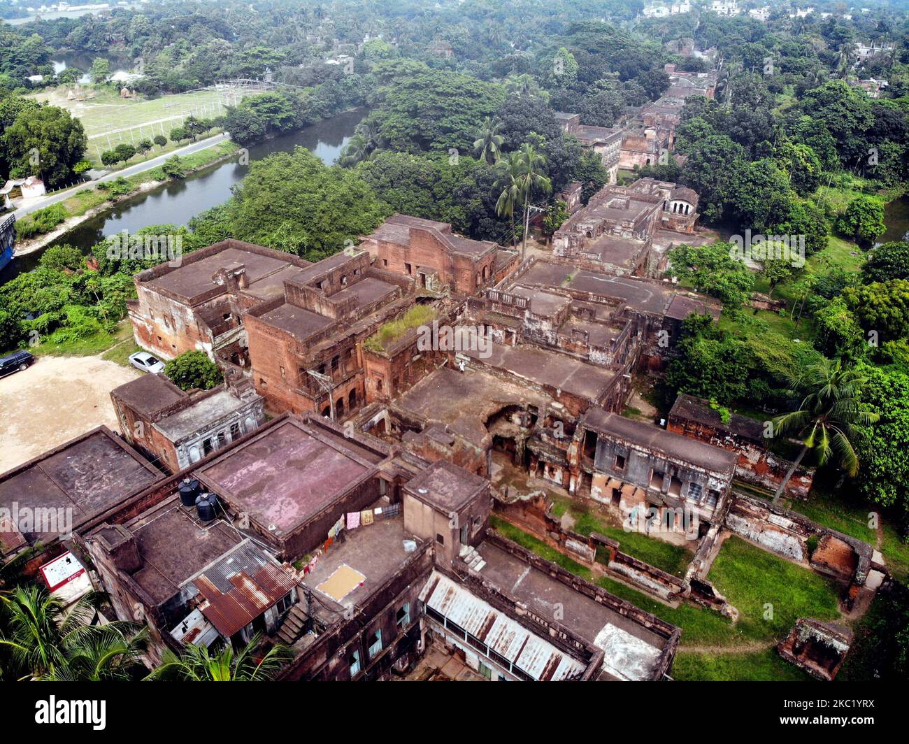 View of ancient building in Panam City, Bangladesh, on October 16, 2020. Panam Nagar, it was the most attractive historical city in Bangladesh. Visitors take time-off from the hustle and bustle from the urban busy life, but enjoy walking through the lane of the ancient city adorned with dilapidated, vandalised and illegally occupied derelict red brick buildings in Panam Nagar.Panam Nagar, lies 30 miles southeast of the capital Dhaka at Sonargaon. The rich Hindu traders laid the foundation of Panam Nagar, is standing on the both sides of a road that stretches from east to south and measures 600 Stock Photo