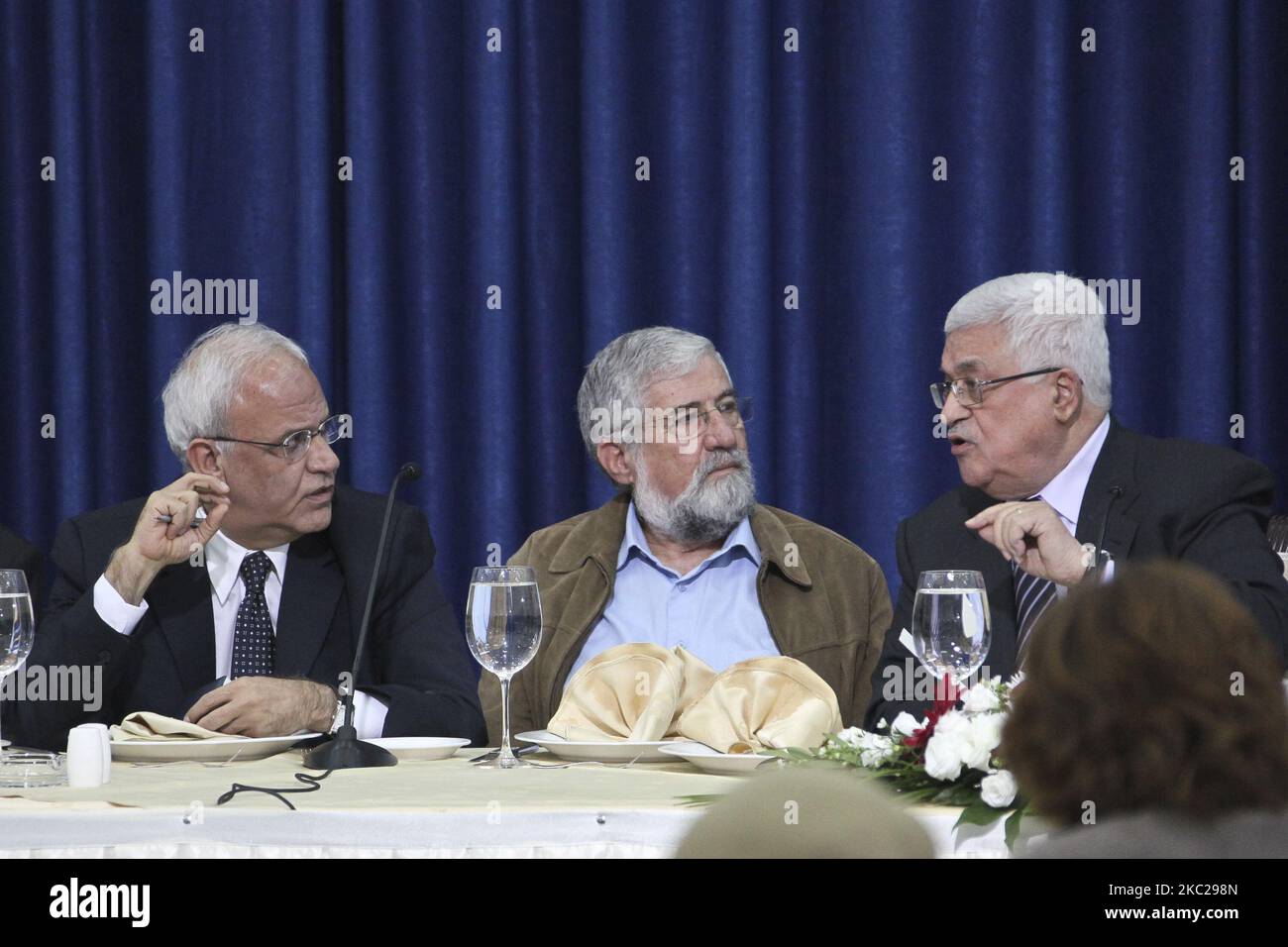 Senior Palestinian politician and diplomat and top PLO official Saeb Erekat (left) with Israeli politician Amram Mitzna (center) and Palestinian President Mahmoud Abbas (right) in the West Bank city of Ramallah on 19 December, 2010. Senior Palestinian politician and diplomat and top PLO official Saeb Erekat is in critical condition with COVID-19 after he was hospitalized at Israel's Hadassah Medical Center in Jerusalem on Sunday, 18 October, 2020. (Photo by Mati Milstein/NurPhoto) Stock Photo