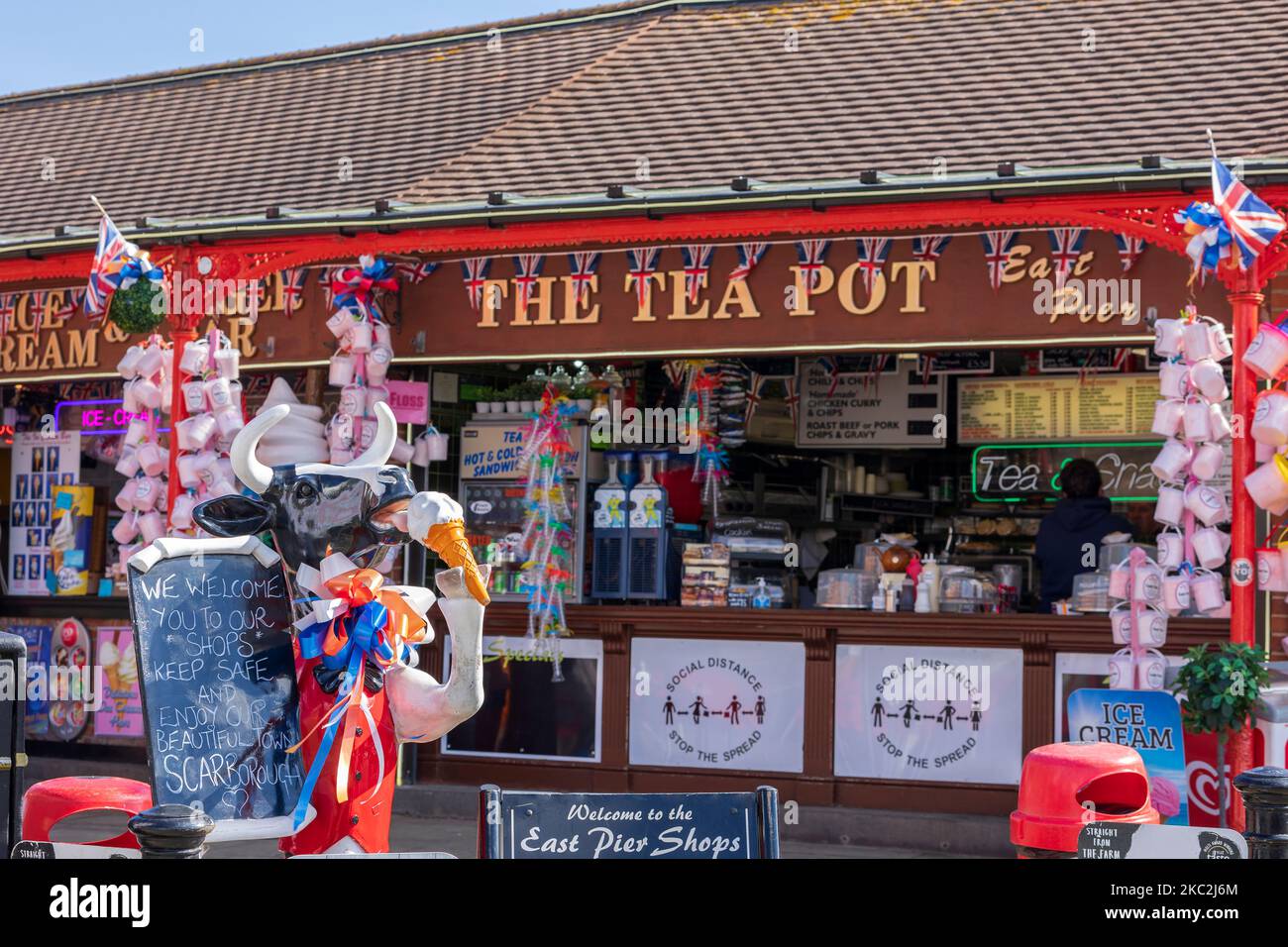The Teapot East Pier Scarborough North Yorkshire England Stock Photo Alamy