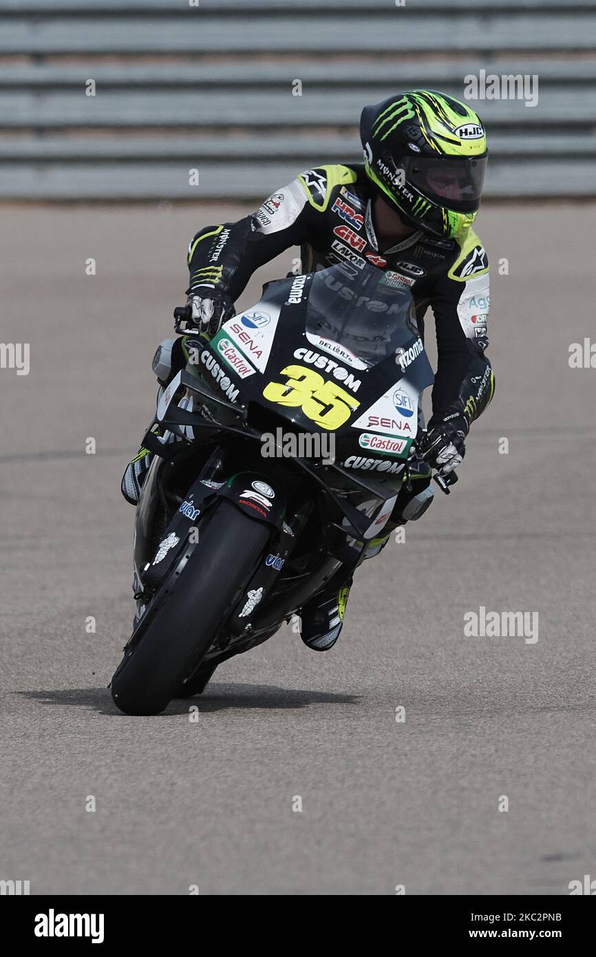 Cal Crutchlow (35) of England and LCR Honda Castrol during the MotoGP of Teruel at Motorland Aragon Circuit on October 25, 2020 in Alcaniz, Spain. (Photo by Jose Breton/Pics Action/NurPhoto) Stock Photo
