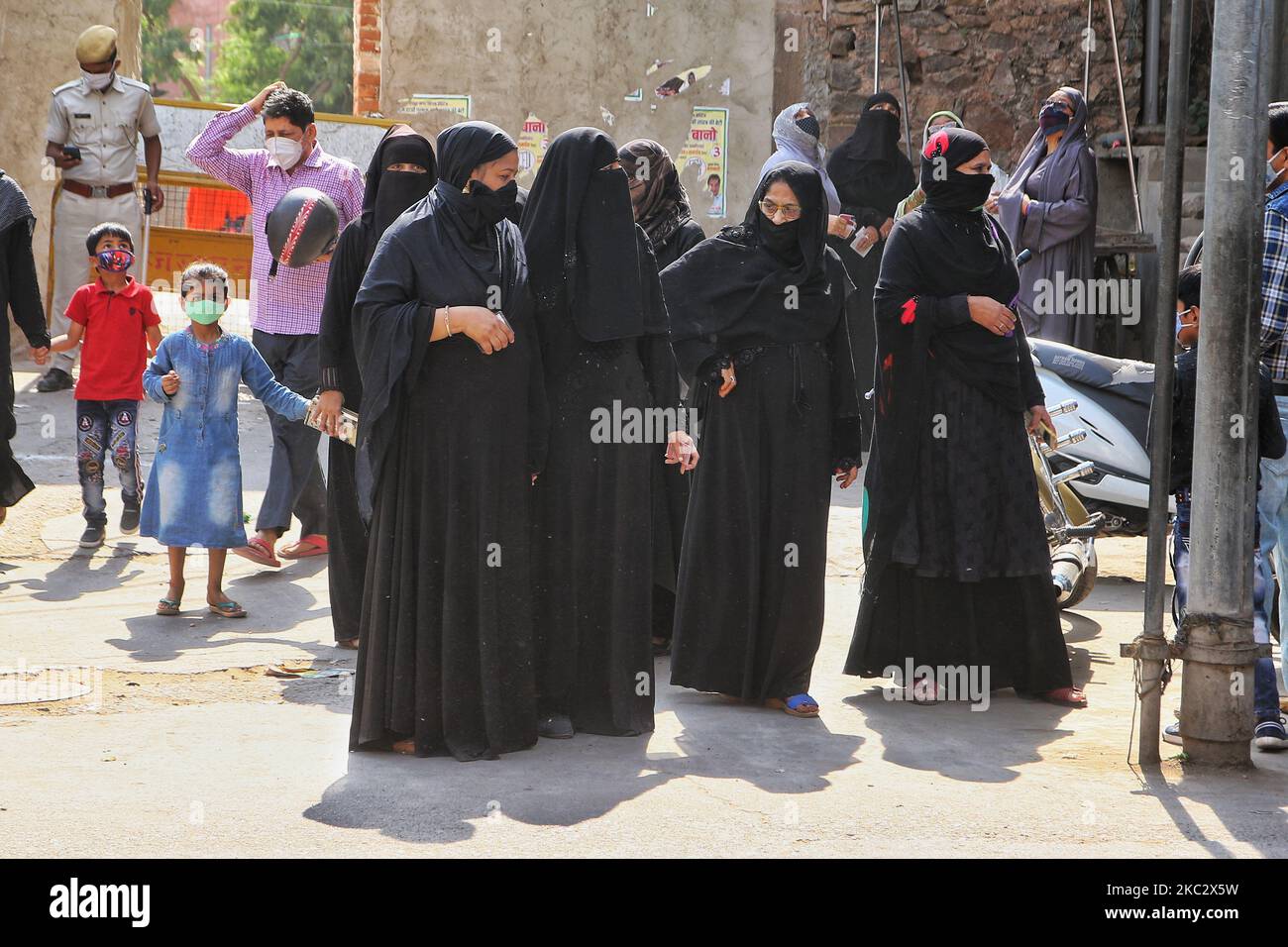 Voters leaves after casting vote during the municipal corporation elections in Jaipur, Rajasthan, India, on October 29, 2020. (Photo by Vishal Bhatnagar/NurPhoto) Stock Photo