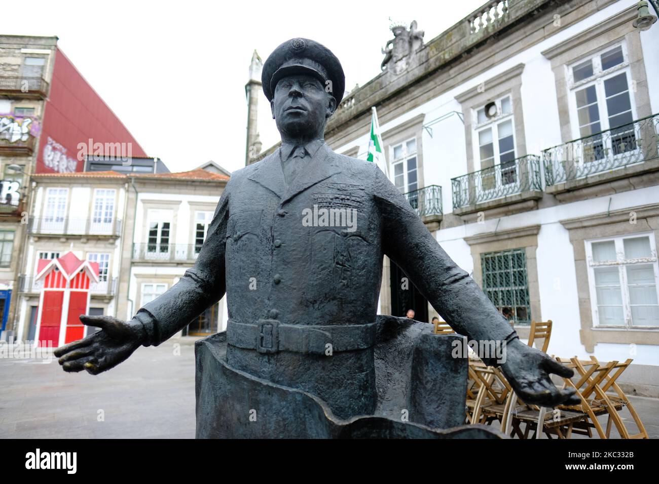 Porto Portugal statue of General Humberto Delgado former Presidential candidate in 1958 and later murdered in 1965 Stock Photo