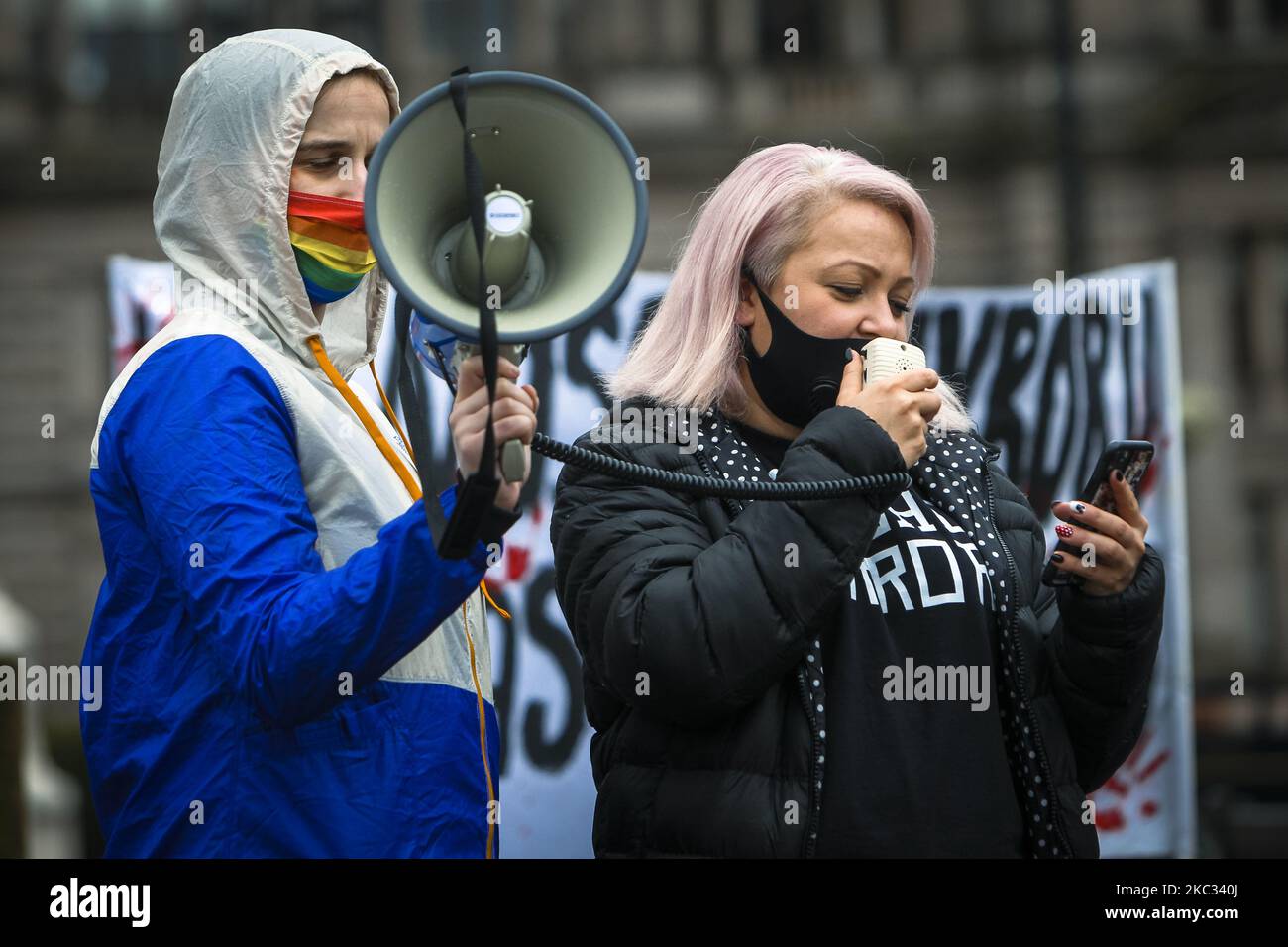 Pro-choice supporters protest against restrictions on abortion law in Poland on November 01, 2020 in Glasgow, Scotland. This comes after the Constitutional Tribunal ruled last week that abortion on the ground of irreversible foetal defect or incurable illness that threatens the foetus life violates Poland’s constitution resulting a near-total ban on terminations. (Photo by Ewan Bootman/NurPhoto) Stock Photo