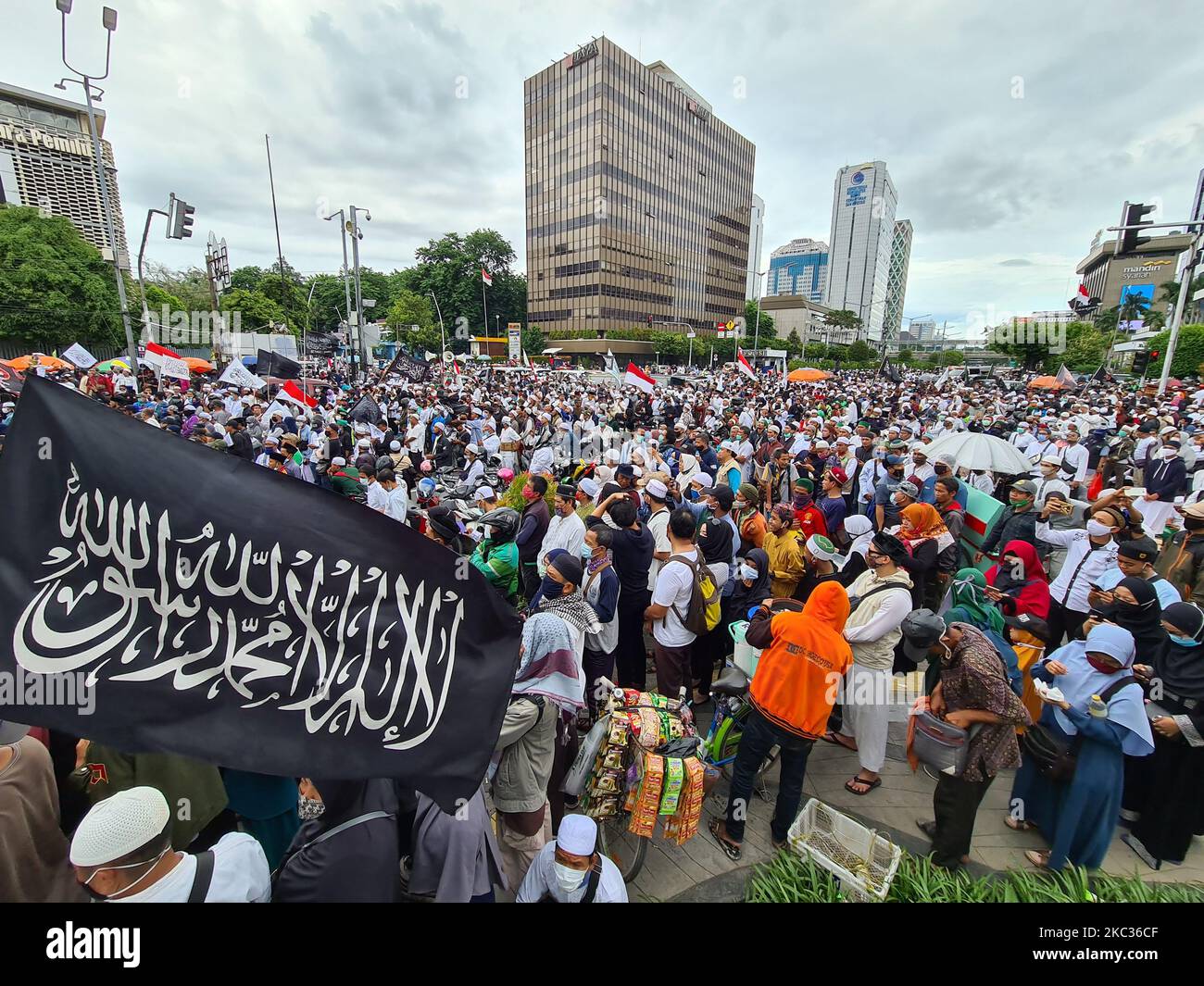 Thousands of Muslims in Jakarta, Indonesia, on November 2, 2020 held demonstration in front of French Embassy related to the statement from French President Emmanuel Macron about the allowing of using Prophet Muhammad Cartoon. They demand the French Embassy to get out from Indonesia. (Photo by Donal Husni/NurPhoto) Stock Photo