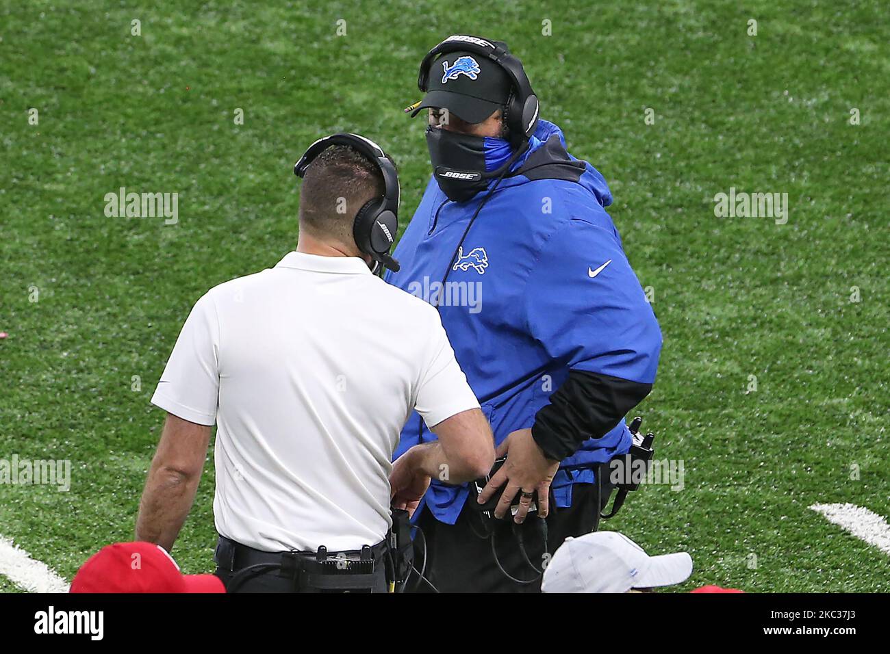 Detroit Lions head coach Matt Patricia talks with staff at the sidelines during the second half of an NFL football game against the Indianapolis Colts in Detroit, Michigan USA, on Sunday, November 1, 2020. (Photo by Amy Lemus/NurPhoto) Stock Photo