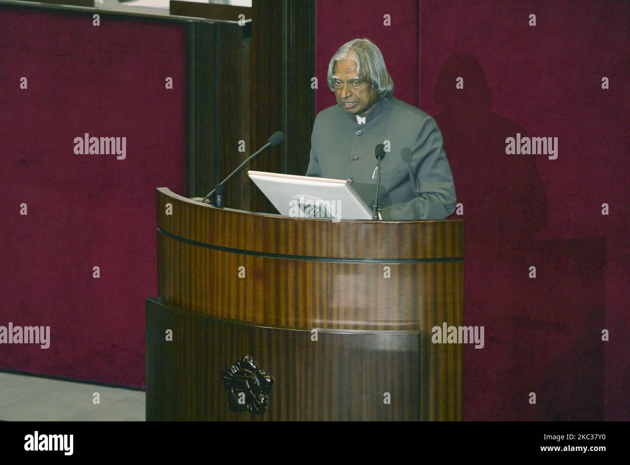 Indian President Abdul Kalam visit National Assembly after keynote addresses in Seoul, South Korea on Feb 8, 2006. (Photo by Seung-il Ryu/NurPhoto) Stock Photo