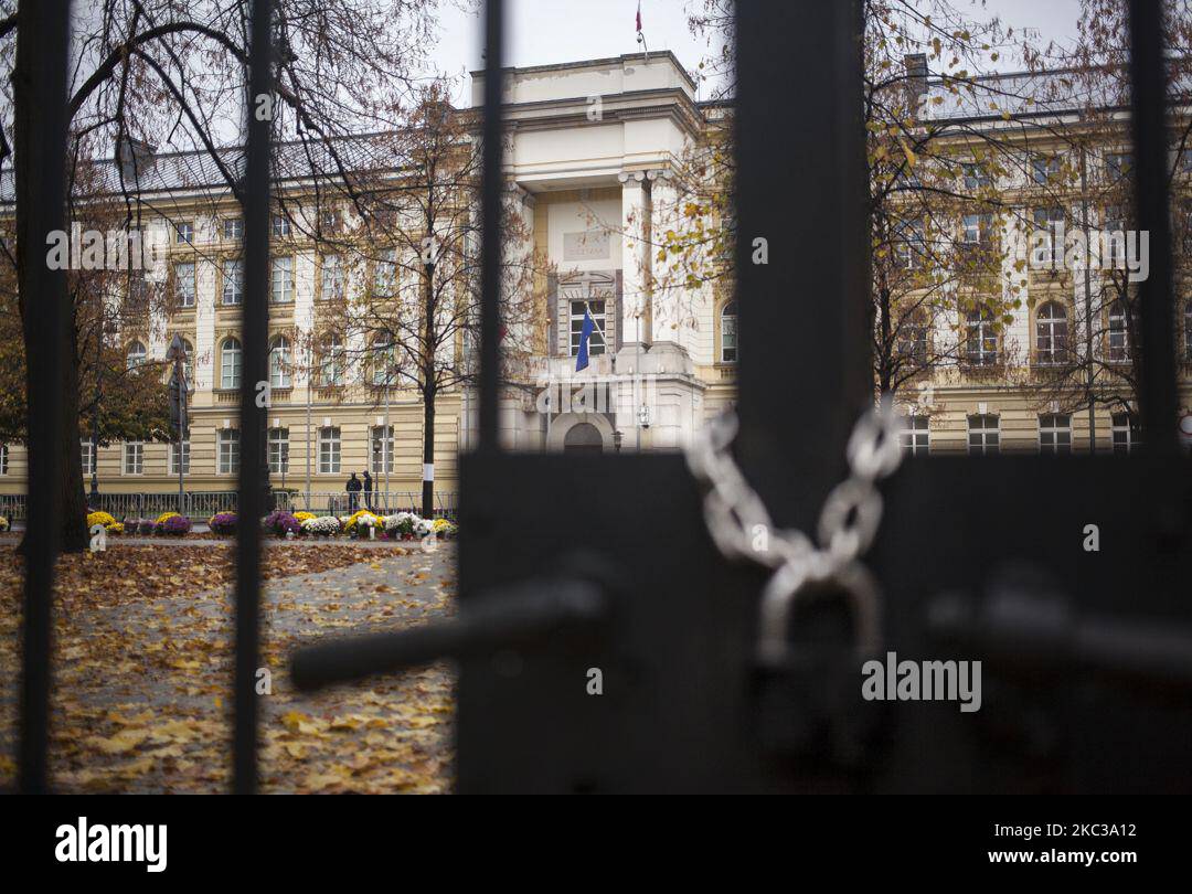 Prime Minister building seen in Warsaw on 4 November 2020. (Photo by Maciej Luczniewski/NurPhoto) Stock Photo
