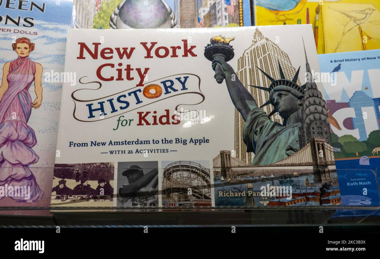 The Gift shop at The New York Historical Society & Library has varied