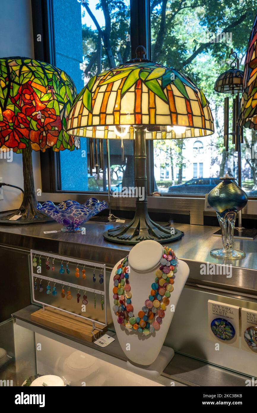 The Gift shop at The New York Historical Society & Library has varied