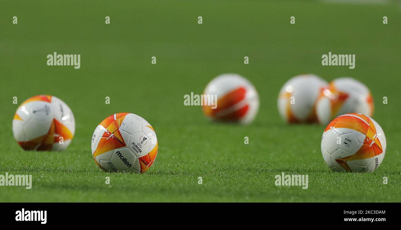 Europa League ball for the UEFA Europa League Group D stage match between SL Benfica and Rangers FC at Estadio da Luz on November 5, 2020 in Lisbon, Portugal. (Photo by Paulo Nascimento/NurPhoto) Stock Photo