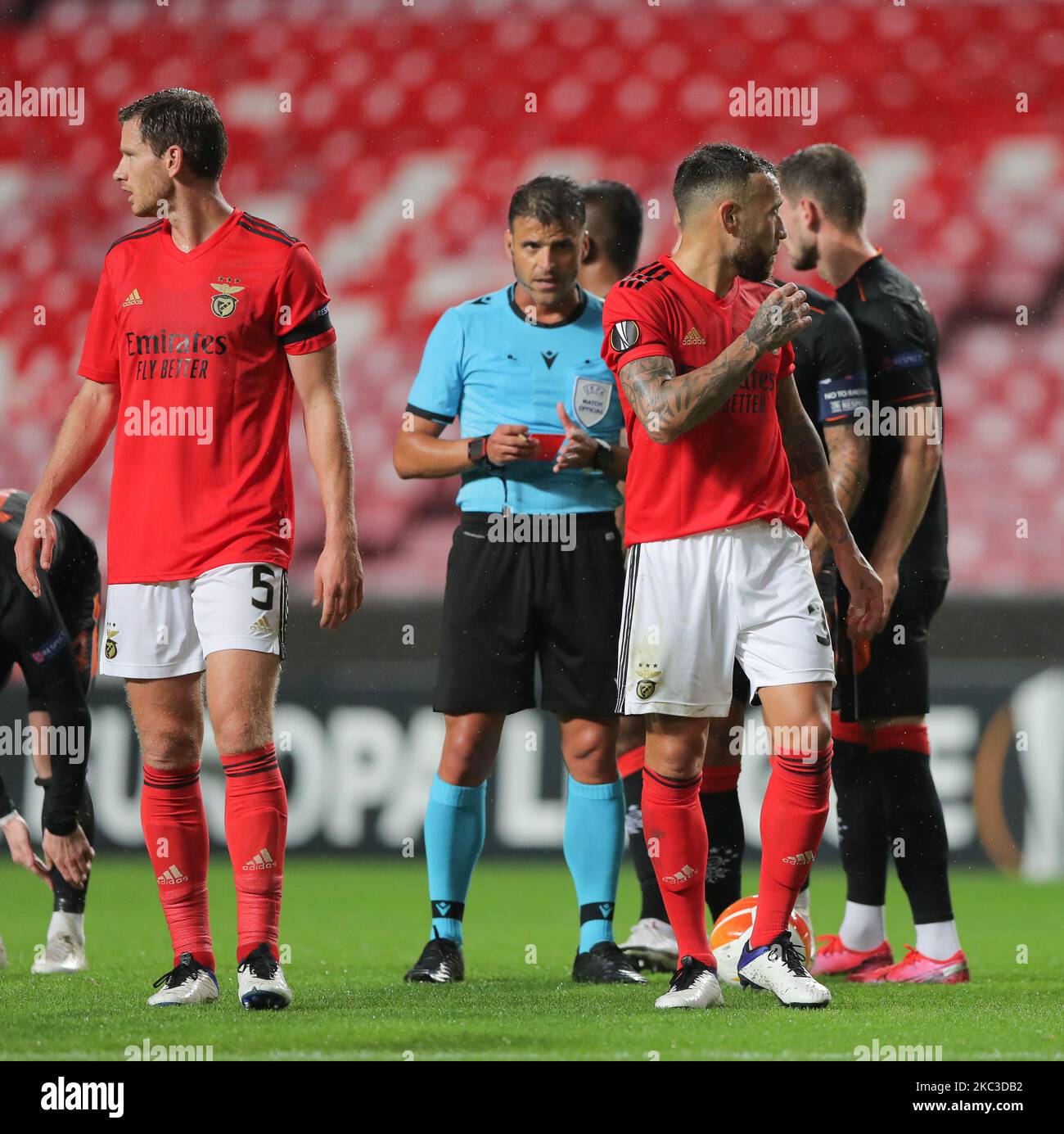 Nicolas Otamendi of SL Benfica after take a red card during the UEFA Europa League Group D stage match between SL Benfica and Rangers FC at Estadio da Luz on November 5, 2020 in Lisbon, Portugal. (Photo by Paulo Nascimento/NurPhoto) Stock Photo