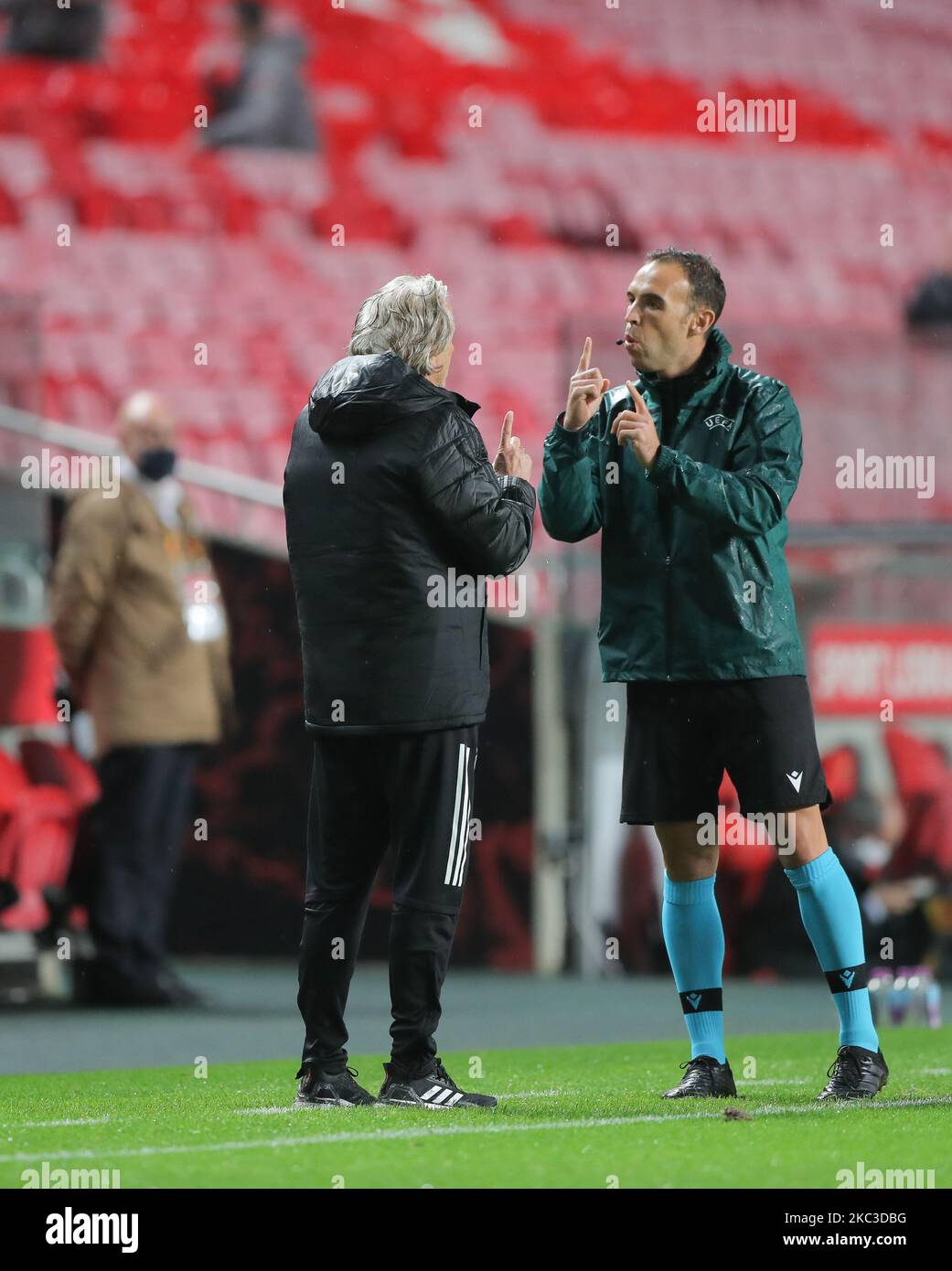 Jorge Jesus of SL Benfica talk with 4th referee during the UEFA Europa League Group D stage match between SL Benfica and Rangers FC at Estadio da Luz on November 5, 2020 in Lisbon, Portugal. (Photo by Paulo Nascimento/NurPhoto) Stock Photo