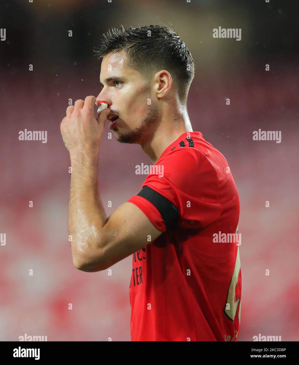 Julian Weigl of SL Benfica during the UEFA Europa League Group D stage match between SL Benfica and Rangers FC at Estadio da Luz on November 5, 2020 in Lisbon, Portugal. (Photo by Paulo Nascimento/NurPhoto) Stock Photo