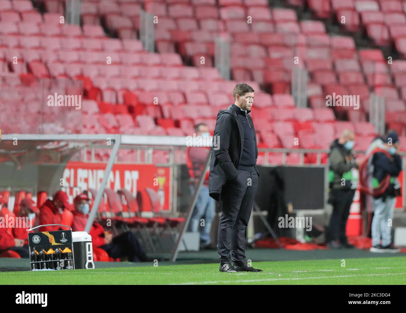 Steven Gerrard of Rangers FC during the UEFA Europa League Group D stage match between SL Benfica and Rangers FC at Estadio da Luz on November 5, 2020 in Lisbon, Portugal. (Photo by Paulo Nascimento/NurPhoto) Stock Photo