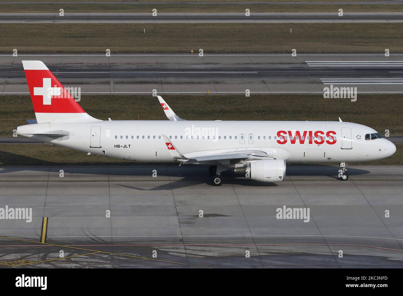 A Swiss Airlines Airbus A320 at Zurich Kloten Airport, Switzerland on 23 January 2019. (Photo by Robert Smith/MI News/NurPhoto) Stock Photo
