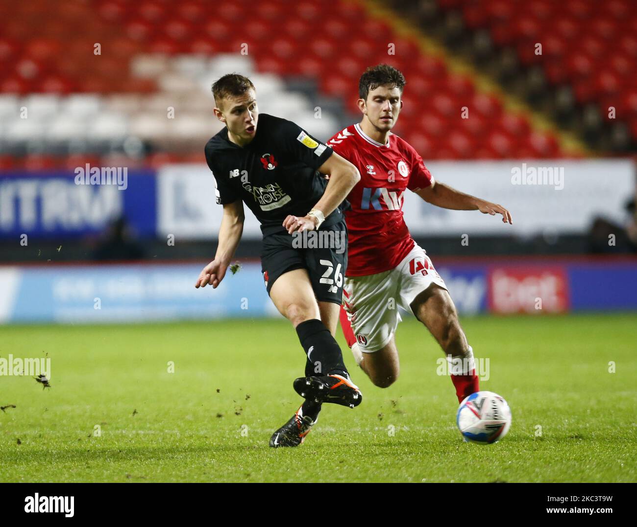 WOOLWICH, United Kingdom, NOVEMBER 10:L-R Hector Kyprianou of Leyton Orient under pressure from Charlton Athletic's Hady Ghandour during Papa John's Trophy - Southern Group G between Charlton Athletic and Leyton Orient at The Valley, Woolwich on 10th November, 2020 (Photo by Action Foto Sport/NurPhoto) Stock Photo