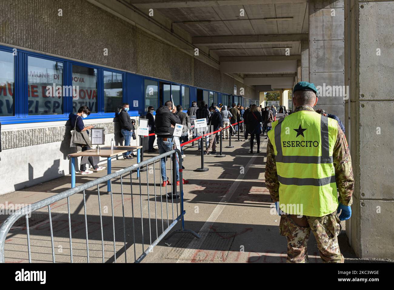 Tampon center hires stock photography and images Alamy