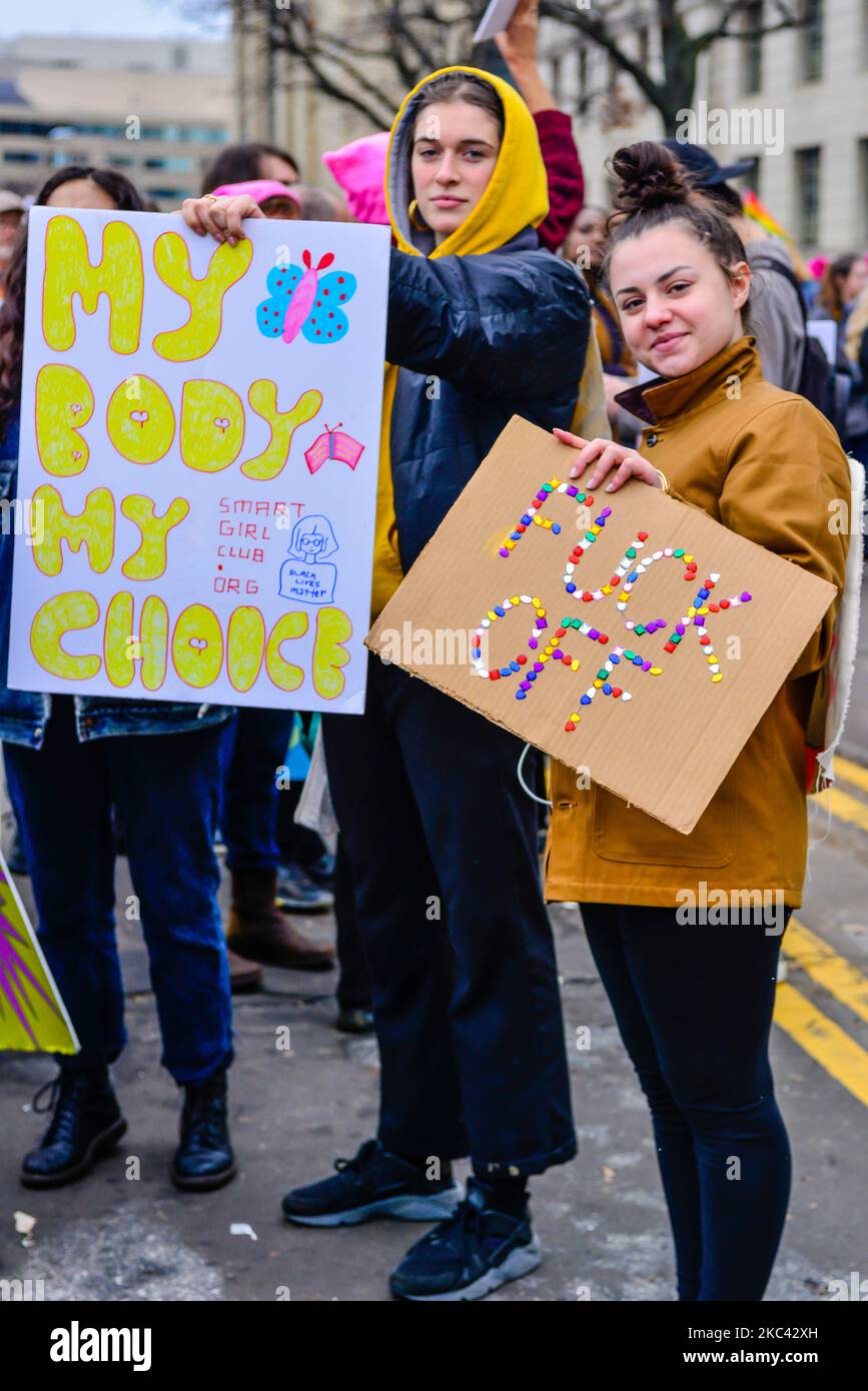 Women hold protest signs stating, 'my body my choice', Pro Choice America, fight for Abortion rights: Roe v Wade, Washington DC Stock Photo