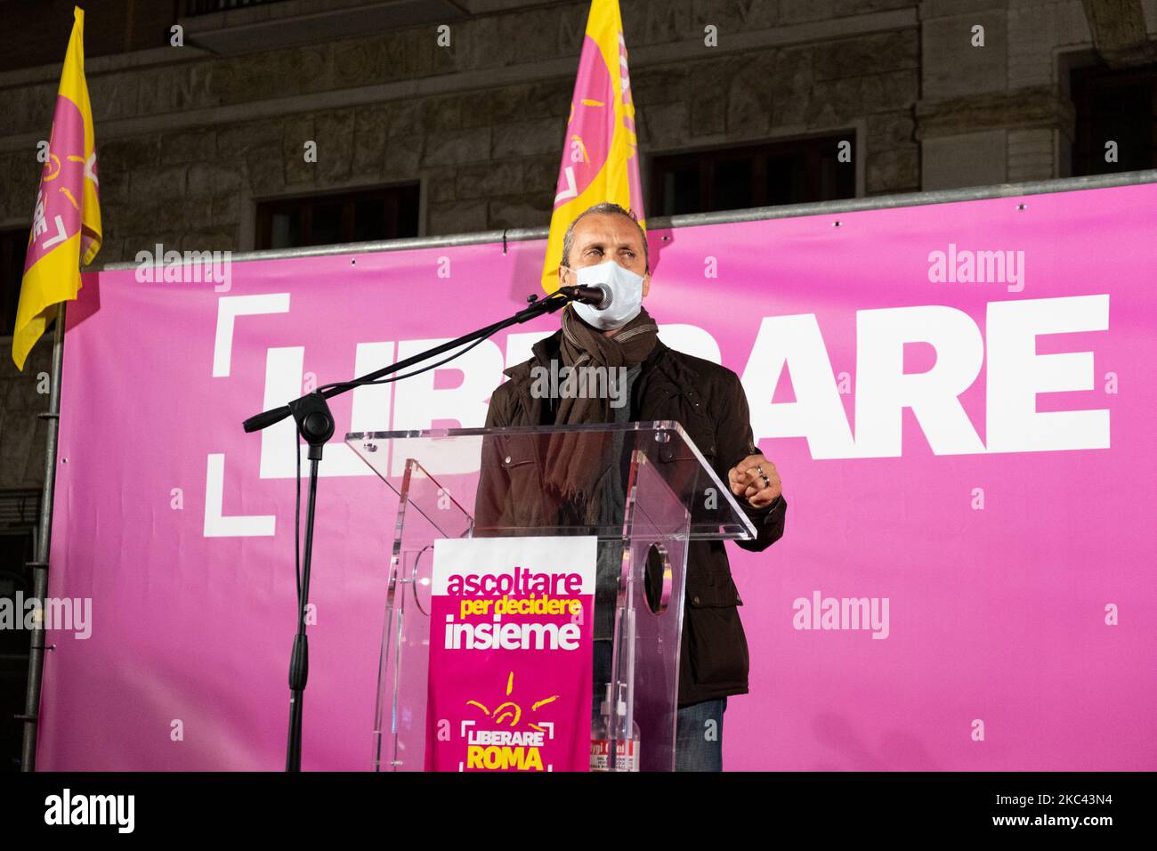 Fabrizio Potetti,FIOM Trade unionist take part in a demonstration in Rome, Italy, of Left Movement, on November 13, 2020. (Photo by Sirio Tessitore/NurPhoto) Stock Photo