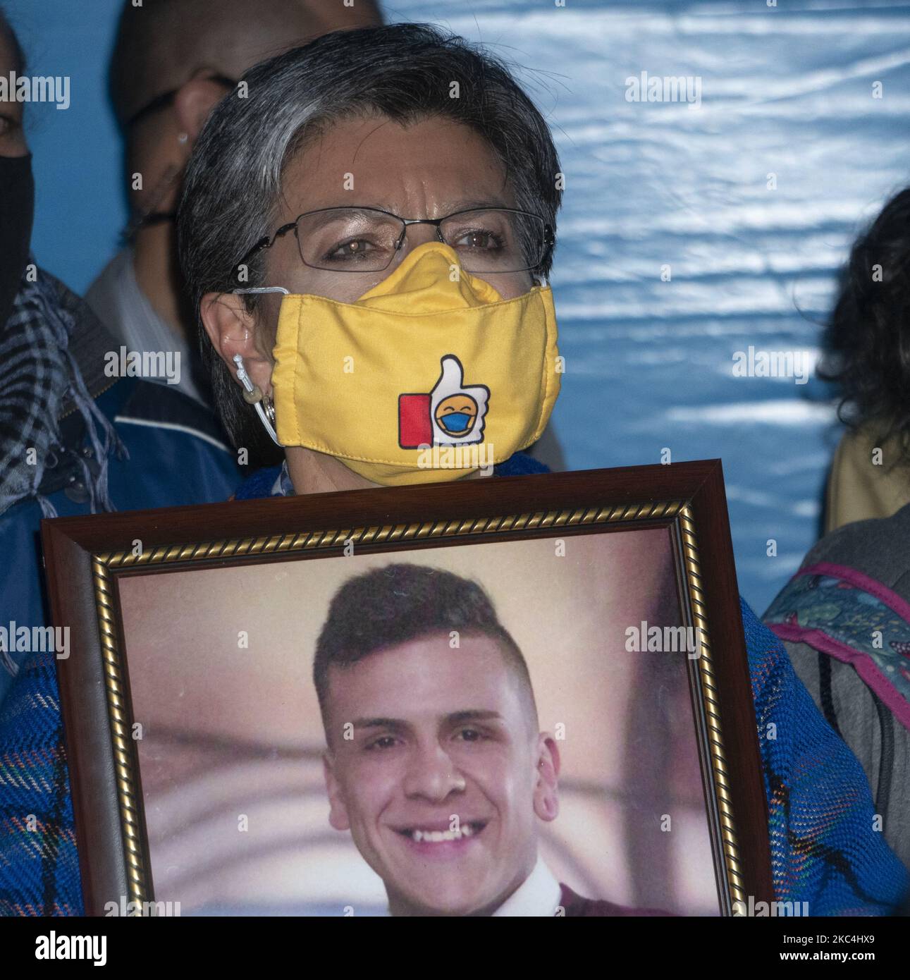Mayor Claudia Lopez accompanies the family of Dilan Cruz, a young man killed by an ESMAD agent a year ago , during the anniversary of 1 year after being assassinated by an ESMAD agent, in Bogota, Colombia, on November 23, 2020. (Photo by Daniel Garzon Herazo/NurPhoto) Stock Photo