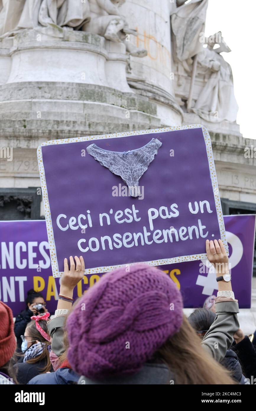 This is not consent during a demonstration for the International Day for the Elimination of Violence against Women, on November 25, 2020. (Photo by Vincent Koebel/NurPhoto) Stock Photo
