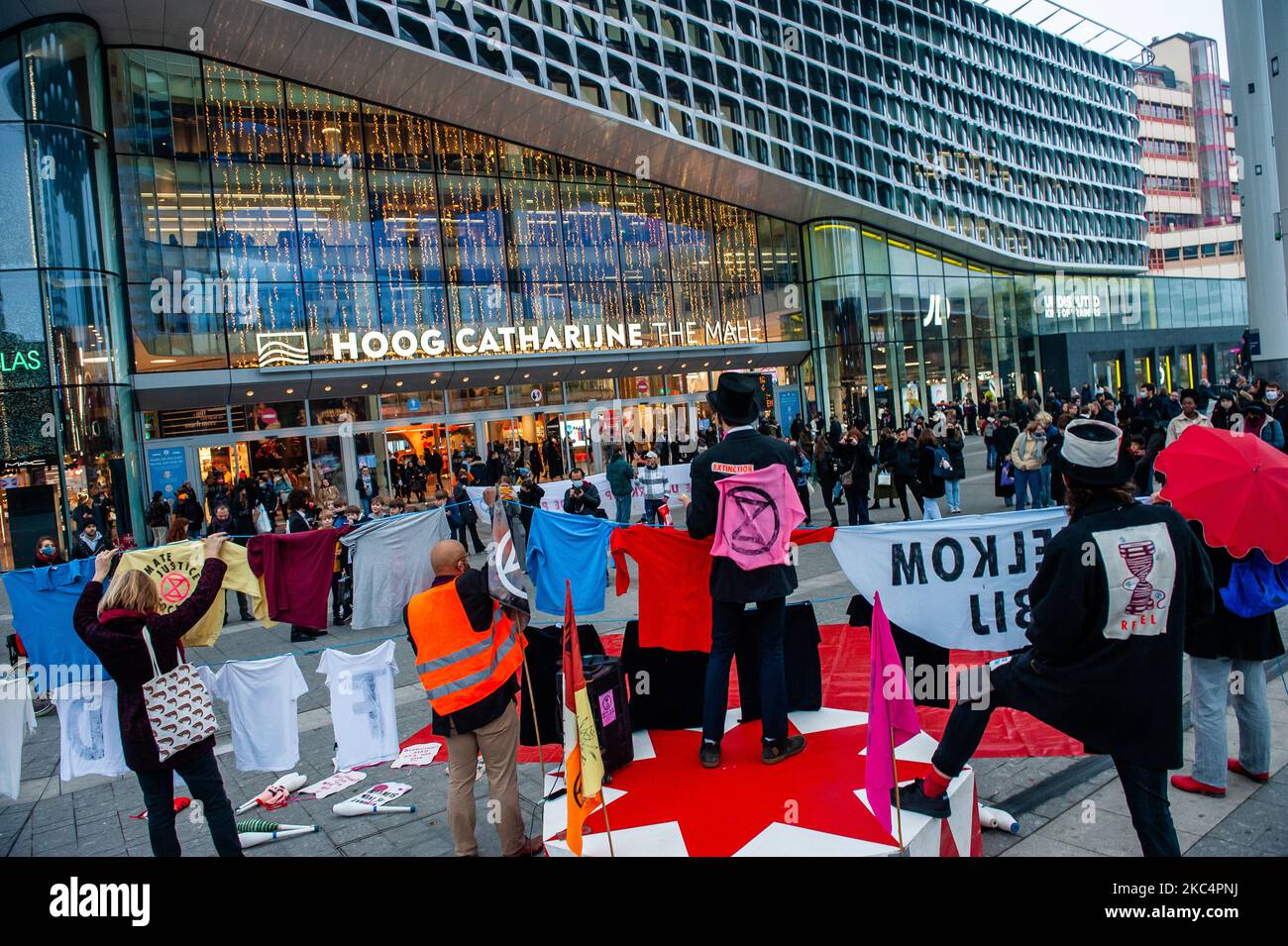 Climate activists are giving speeches in front of the biggest shopping mall in The Netherlands during the 'Circus protest' against Black Friday, in Utrecht, on November 27th, 2020. (Photo by Romy Arroyo Fernandez/NurPhoto) Stock Photo