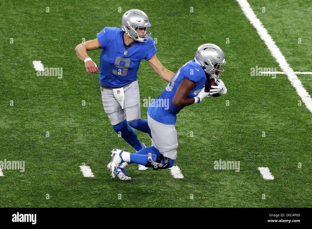 Detroit lions quarterback matthew stafford hi-res stock photography and  images - Alamy