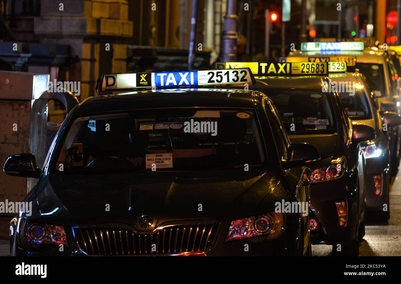 Dublin taxis hires stock photography and images Alamy