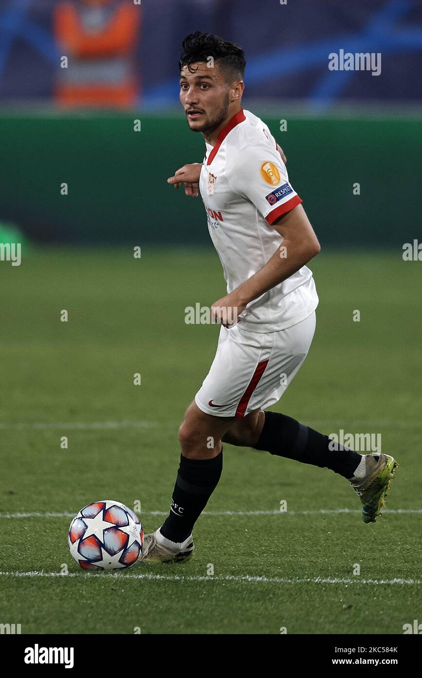 Soccer - European Cup - Final - Steaua Bucharest v Barcelona - Estadio  Ramon Sanchez Pizjuan, Sevilla Stock Photo - Alamy