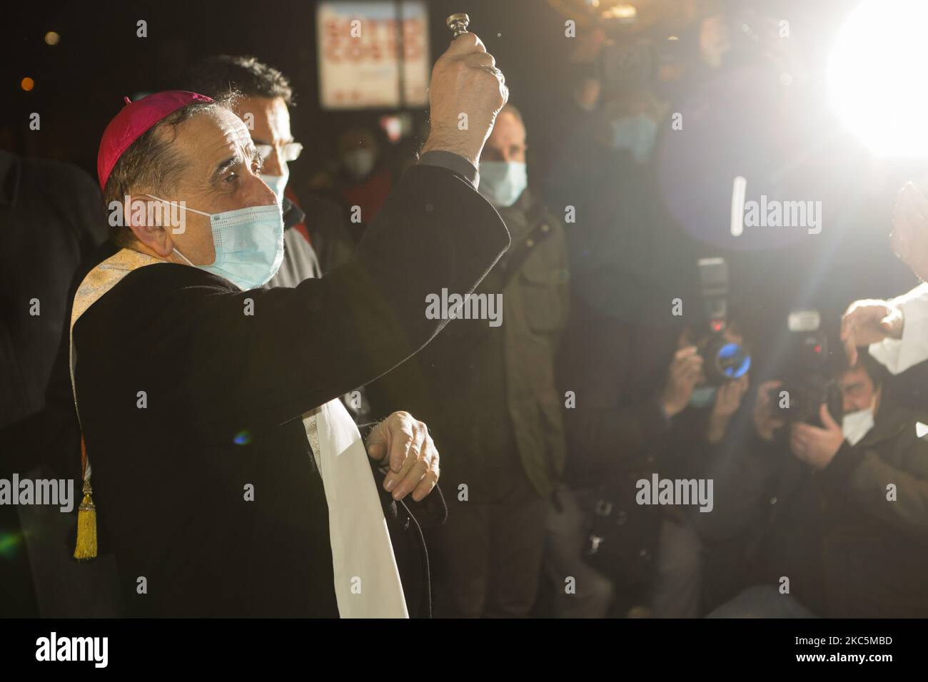 The Archbishop of Milan Mario Delpini blesses the popular area of the city on the occasion of Holy Christmas, Milan, Italy, on December 11 2020. (Photo by Mairo Cinquetti/NurPhoto) Stock Photo