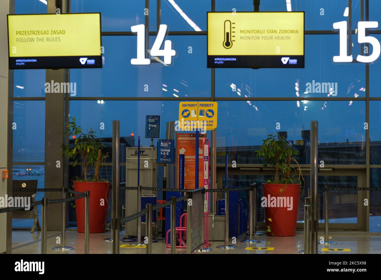 Checkers logo hires stock photography and images Alamy