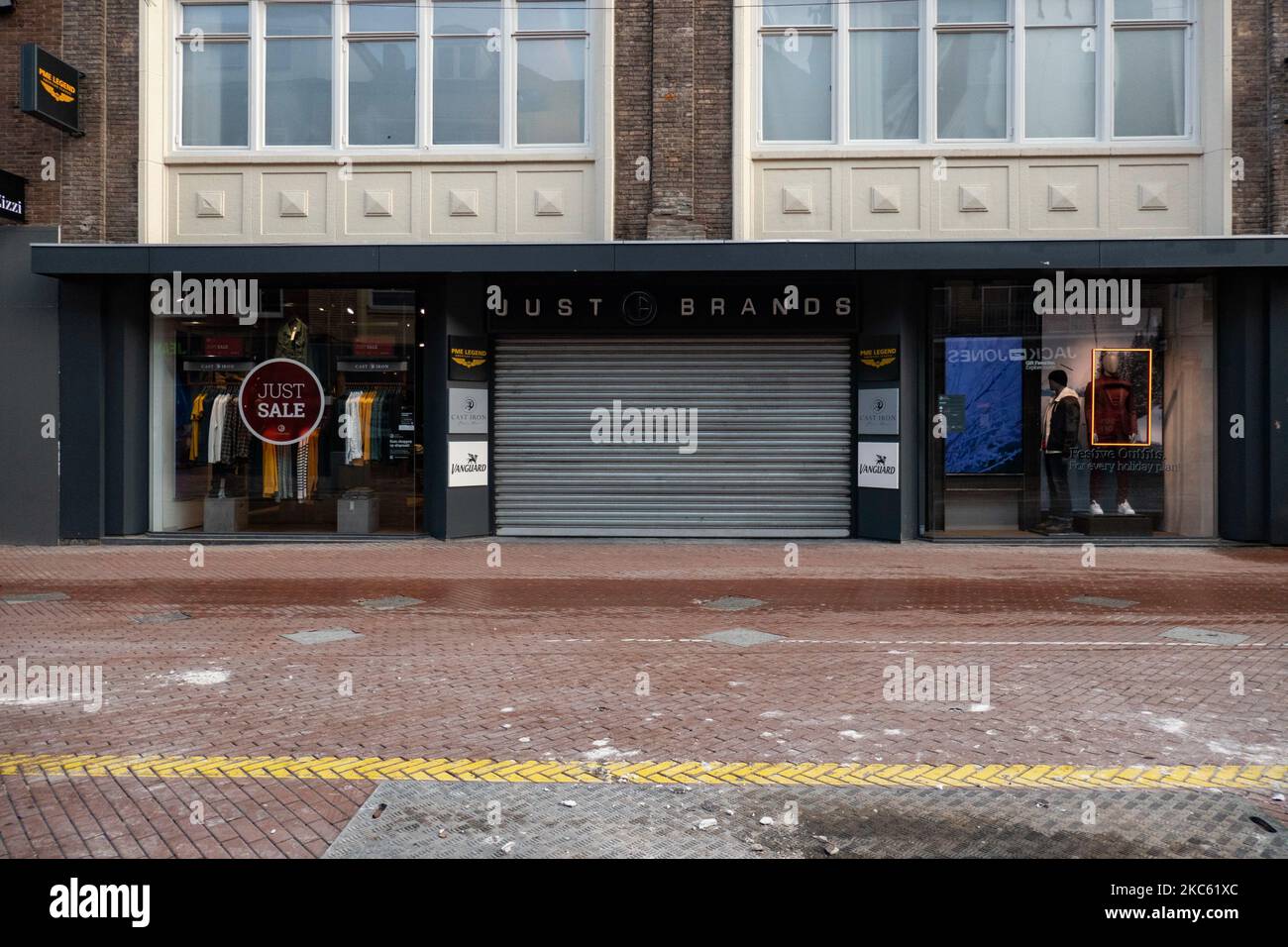 Closed shops in the Netherlands during the new fiveweek lockdown as