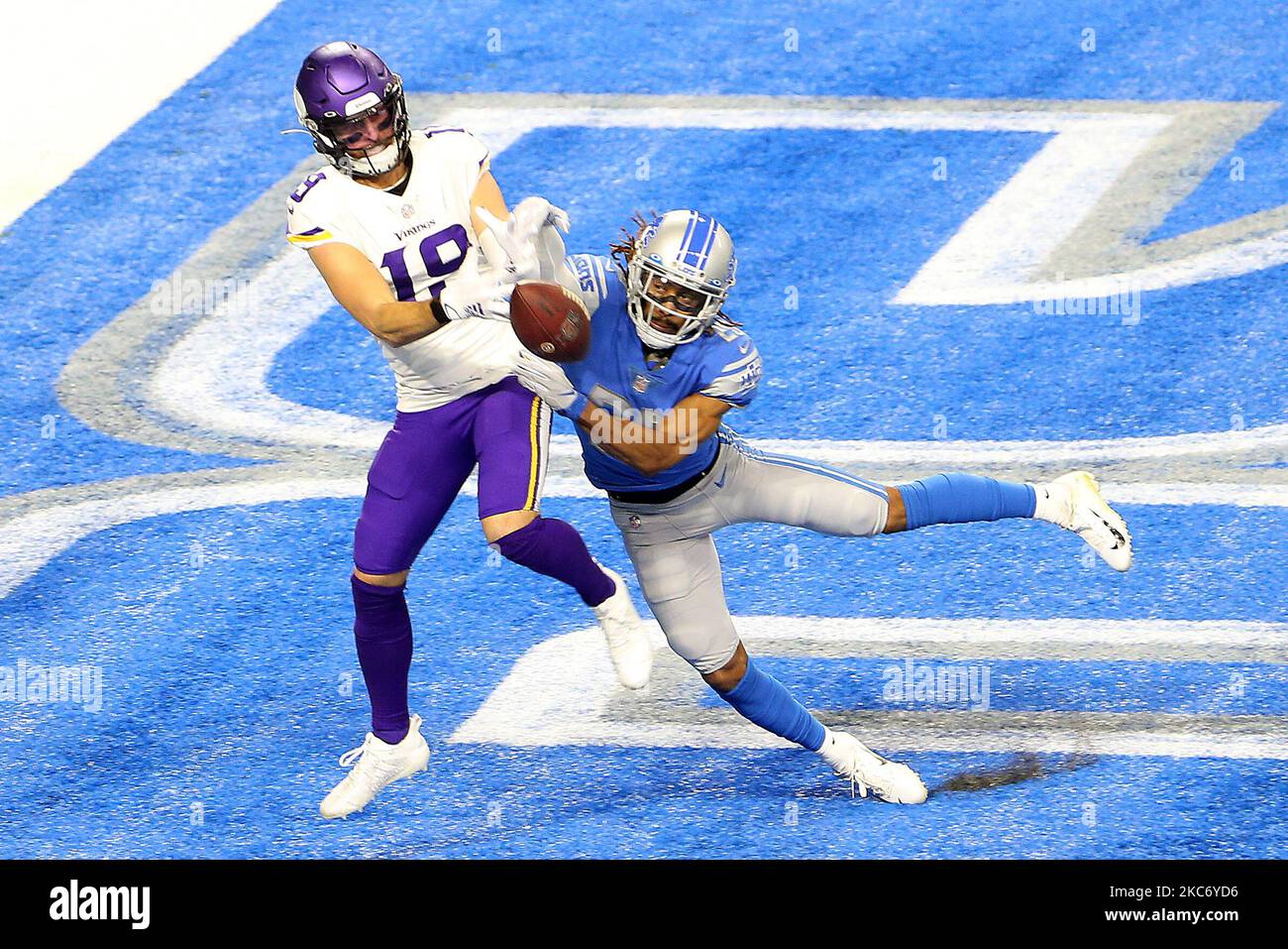 Detroit Lions cornerback Darryl Roberts (29) blocks a pass to Minnesota Vikings wide receiver Adam Thielen (19) in the endzone during the first half of an NFL football game between the Detroit Lions and the Minnesota Vikings in Detroit, Michigan USA, on Sunday, January 3, 2021. (Photo by Amy Lemus/NurPhoto) Stock Photo