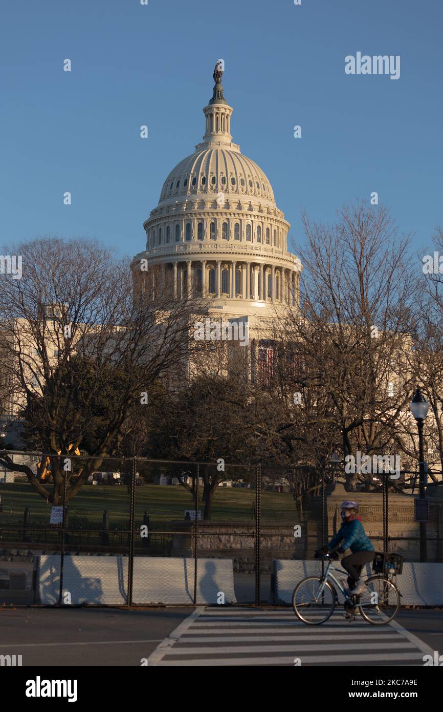 A fence and barricades set up around the US Capitol building in Washington, D.C. on January 10, 2021. (Photo by Aurora Samperio/NurPhoto) Stock Photo