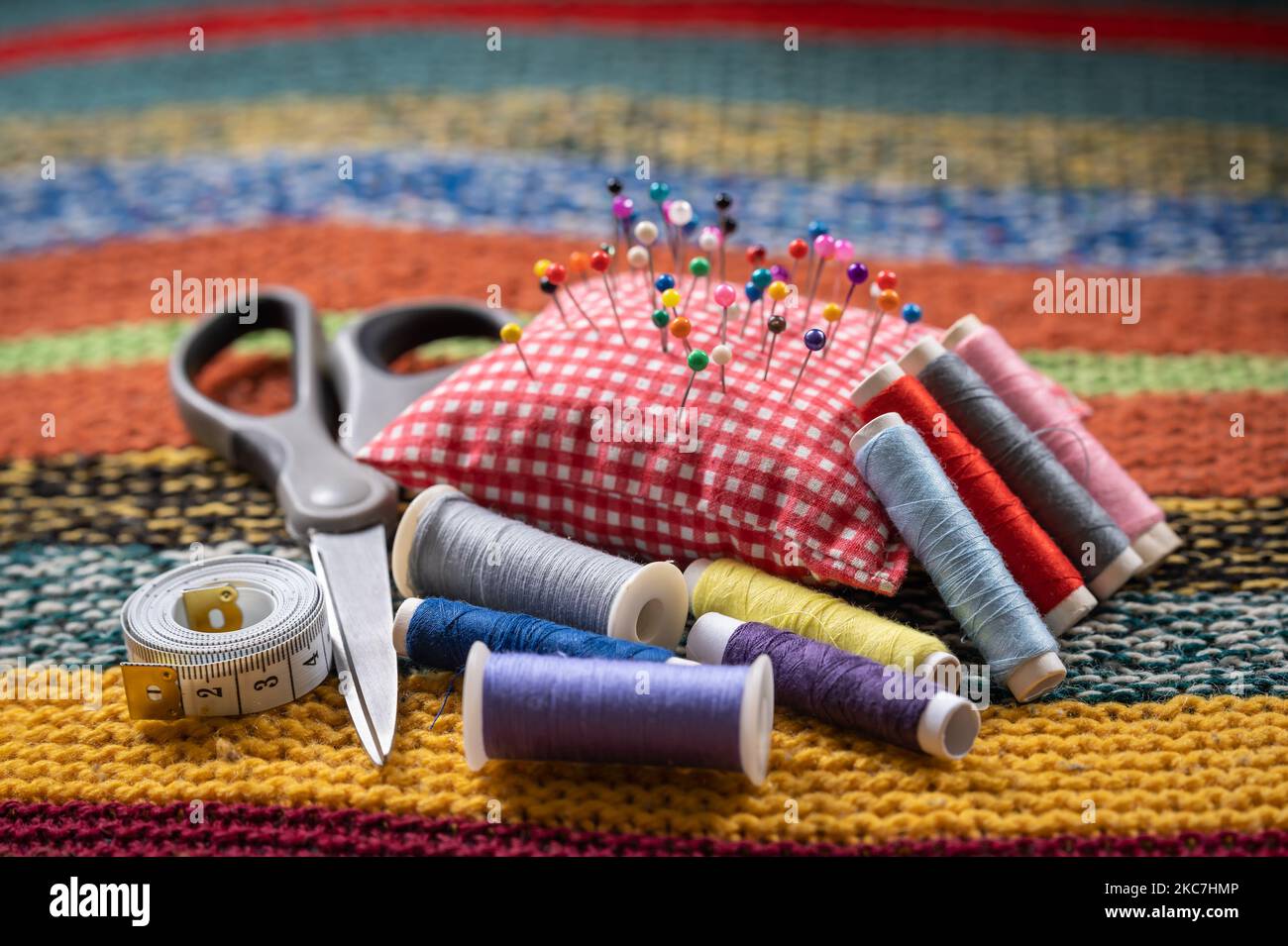 Sewing measure tape hires stock photography and images Alamy