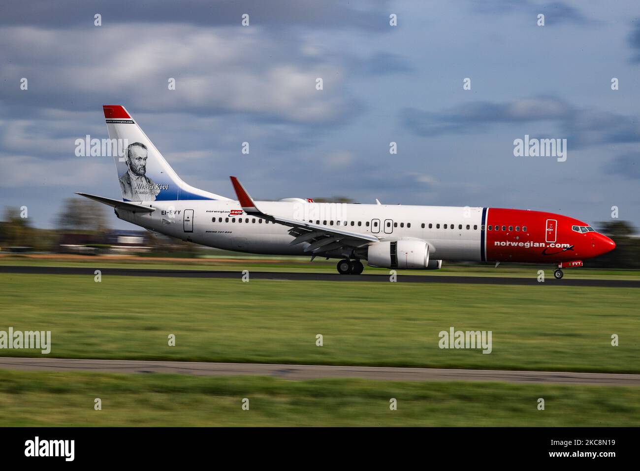 Long haul flights hi-res stock photography and images - Alamy
