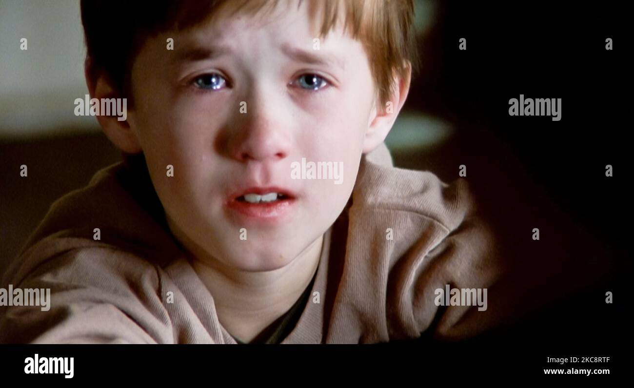 Sixth sense улыбаюсь песня. Улыбаюсь sixth sense. the sixth sense 1999 pictures.