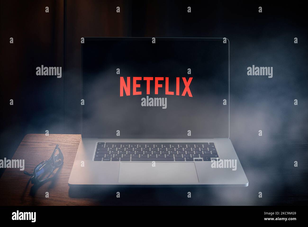 Logo of Netflix on laptop screen. Streaming service Netflix Stock Photo
