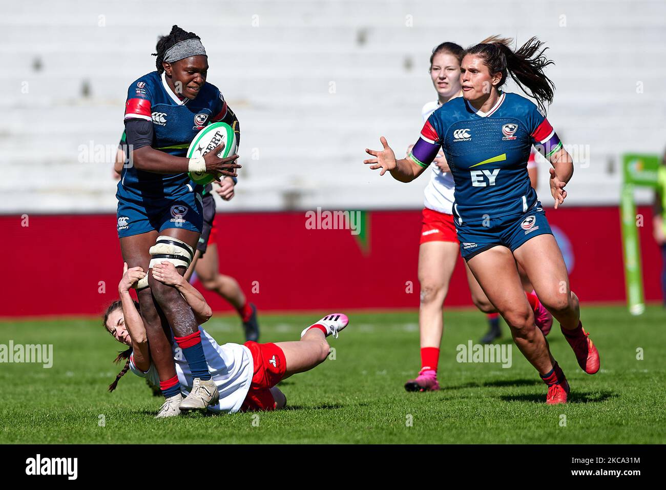 Players In action during the Madrid Rugby 7s match between Poland and ...