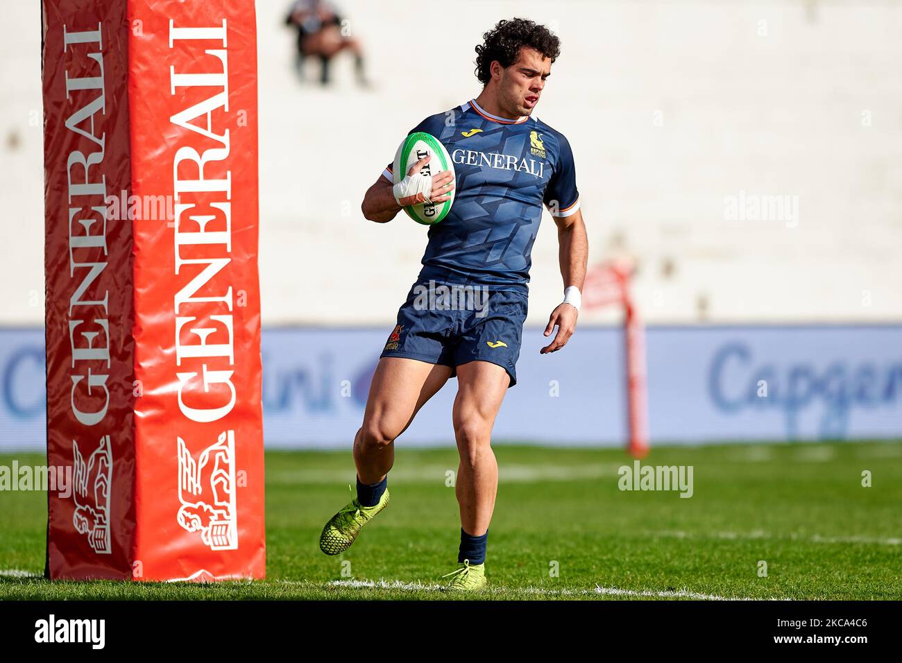 Players In action during the Madrid Rugby 7s match between Spain and ...